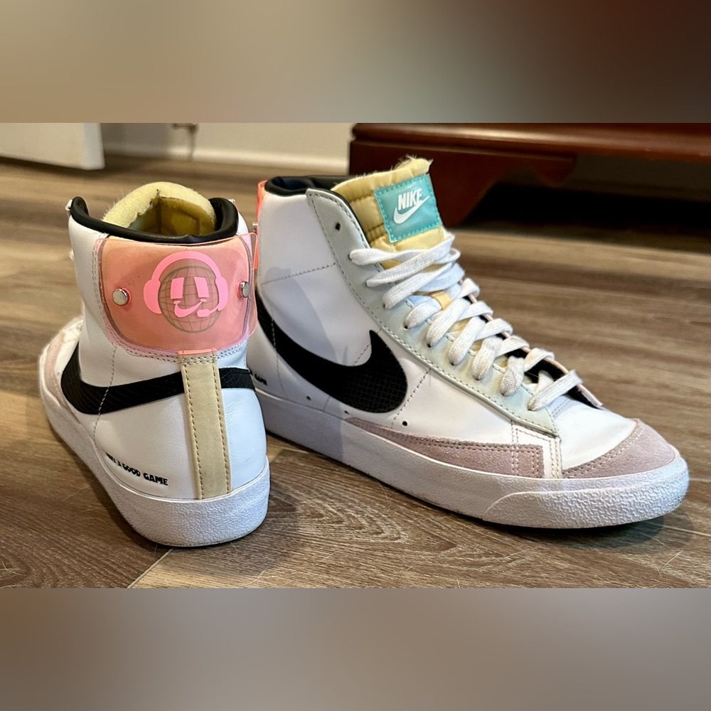 Nike Women Blazer Mid ‘Have a Good Day’